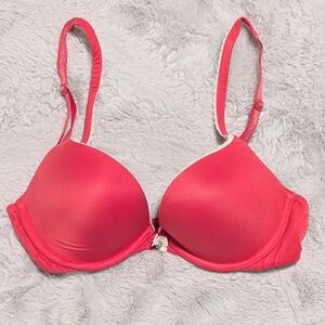 Victoria's Secret Body By Victoria Red Push-Up Bra 32C. Bonus: Sparkly Straps!